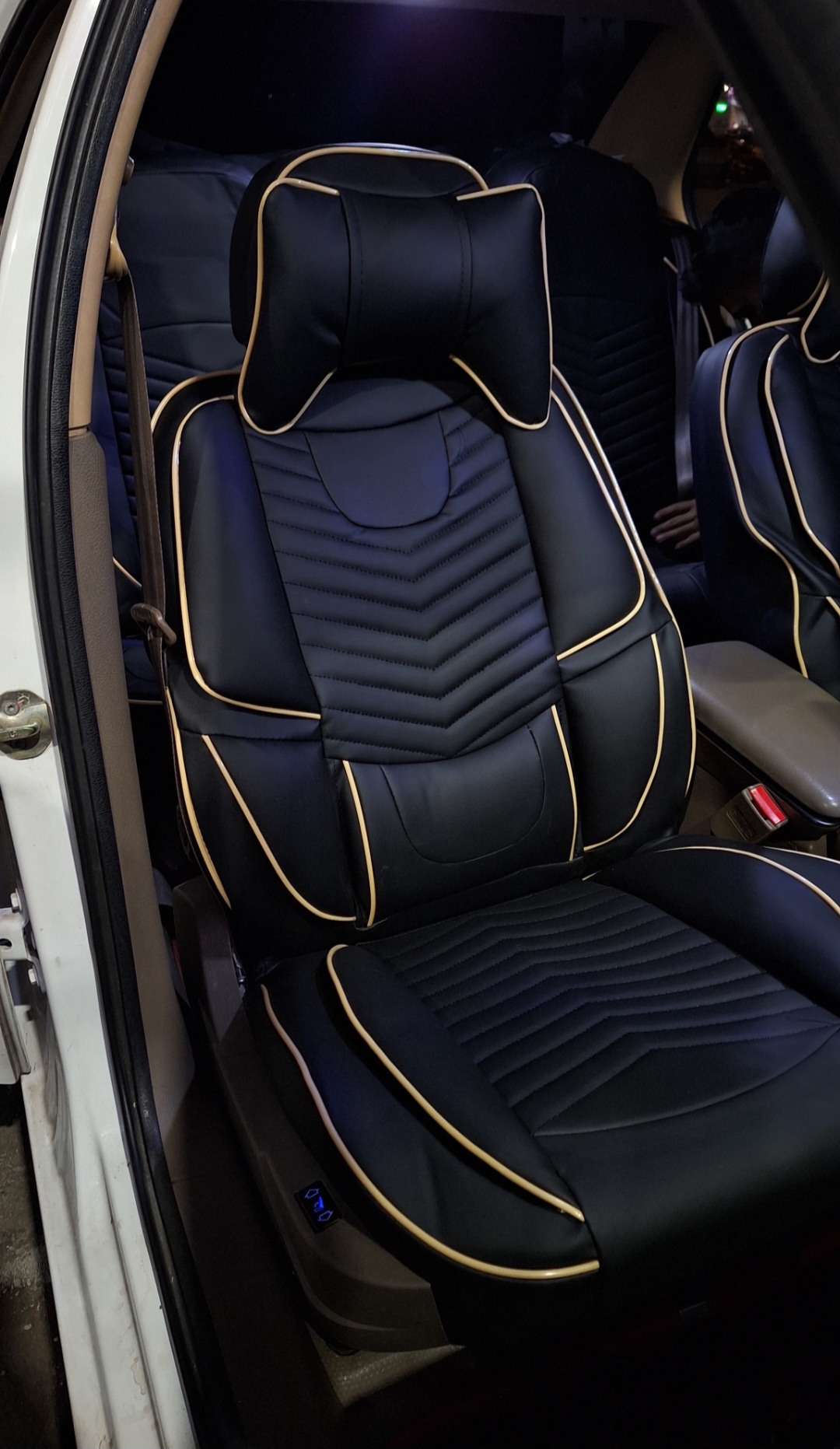 مشکی مغزی کرم